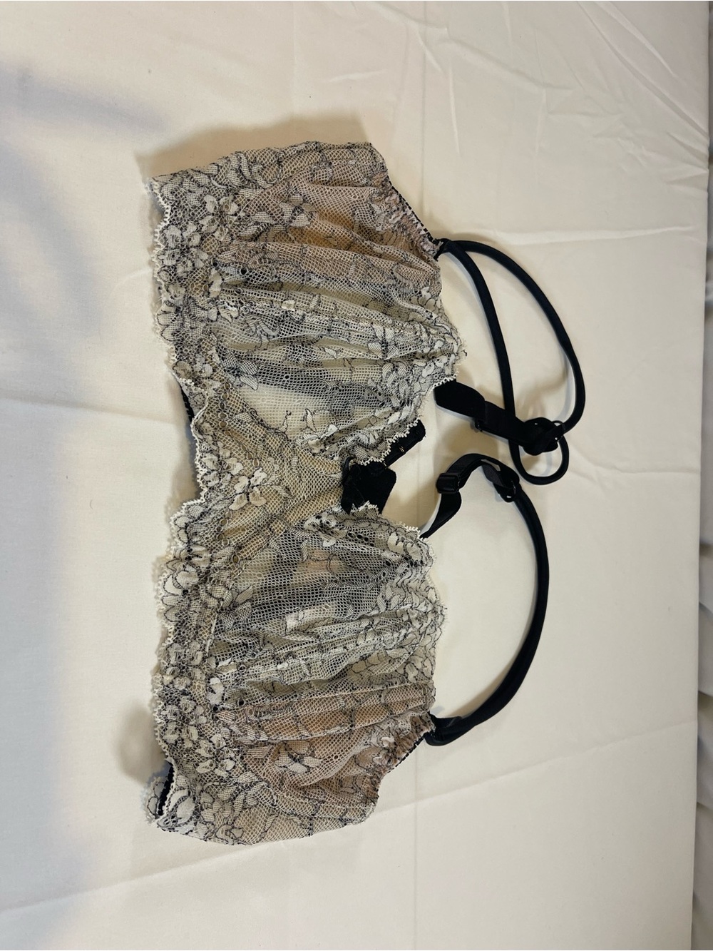 Victoria's Secret Black and White Floral Lace Bra